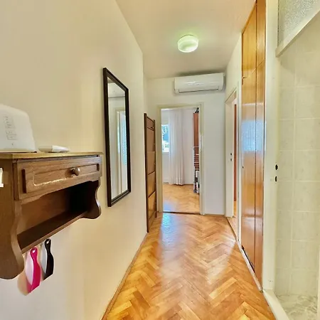 Family Two Bedroom Slavija * 부드바