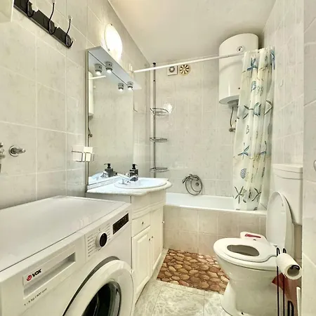 Family Two Bedroom Slavija 아파트 부드바