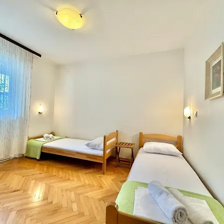 Family Two Bedroom Slavija 아파트 부드바