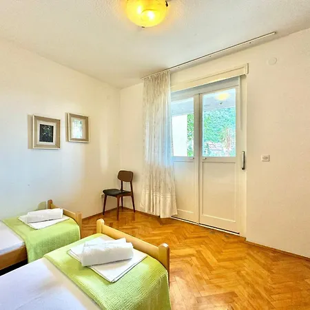 아파트 Family Two Bedroom Slavija *